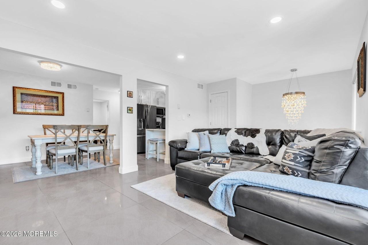 460 Ocean Blvd N #M - Photo 6 of 20
