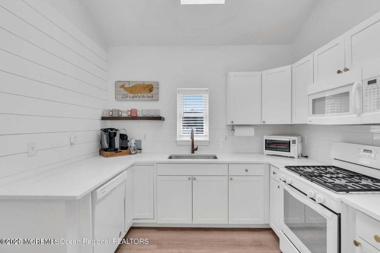 638A Redmond Ave - Photo 4 of 13