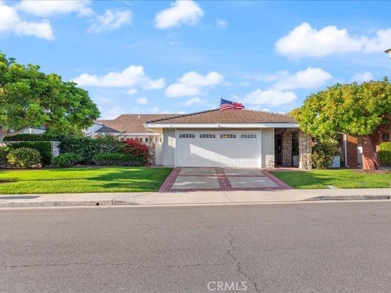 8 Sandbar Dr - Photo 2 of 38