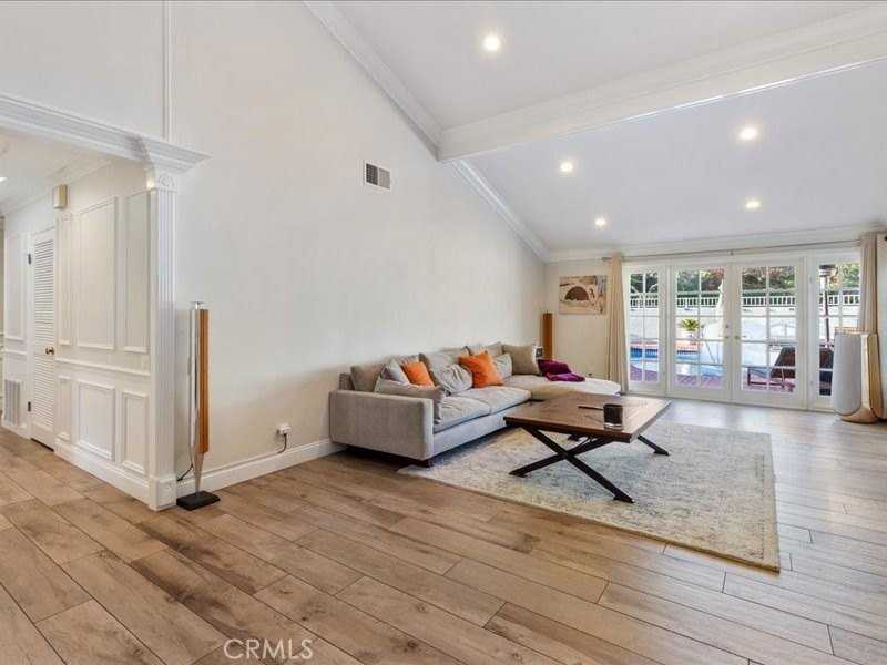 8 Sandbar Dr - Photo 6 of 38