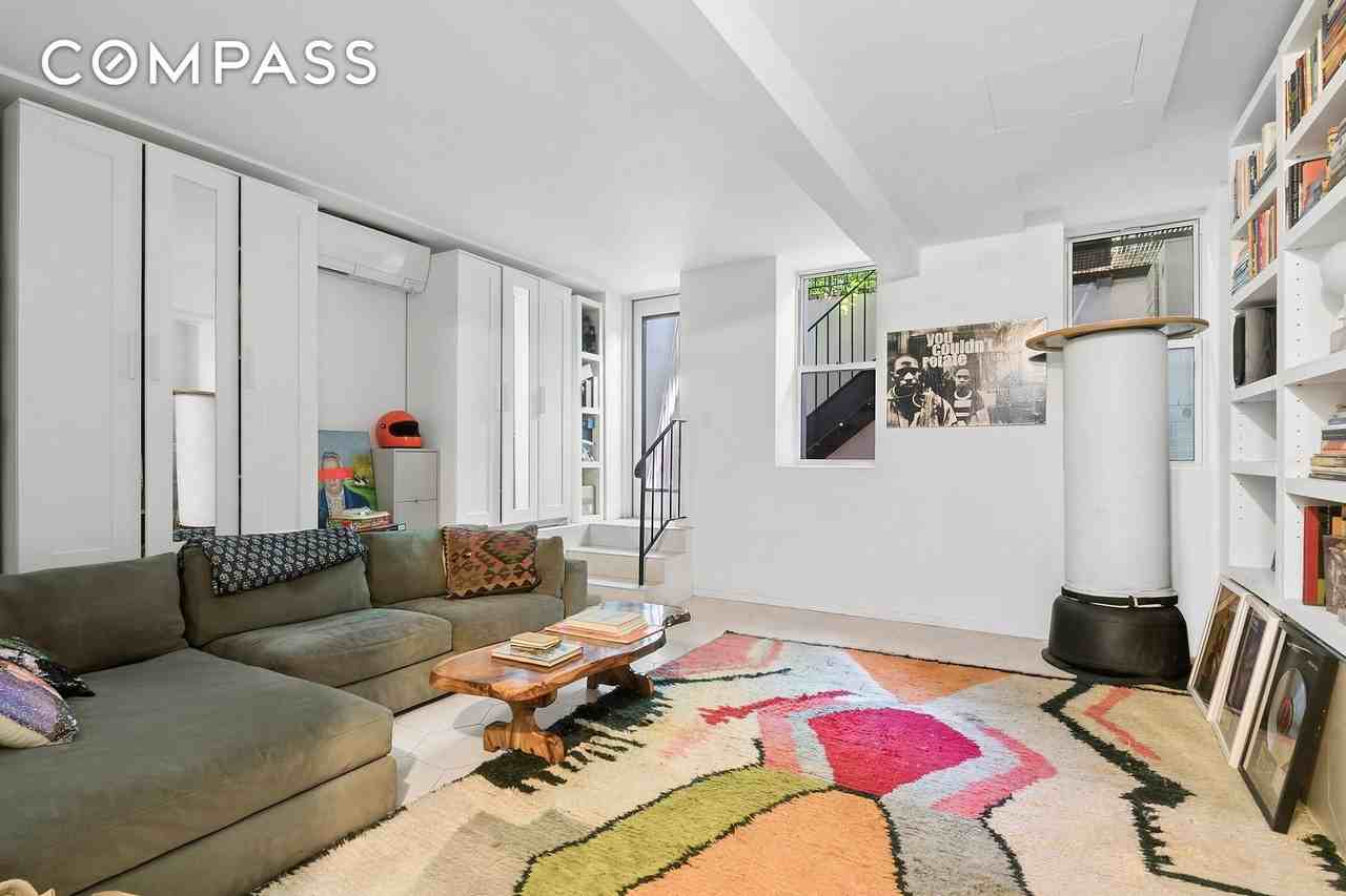 576A Macdonough St #1 - Photo 3 of 5