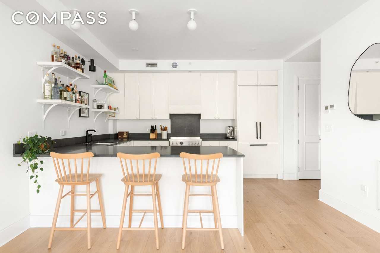 488 Sterling Pl #5B - Photo 4 of 9