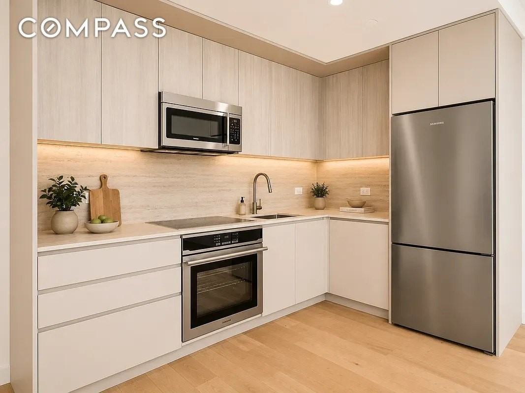 130 2nd St #4F - Photo 4 of 19