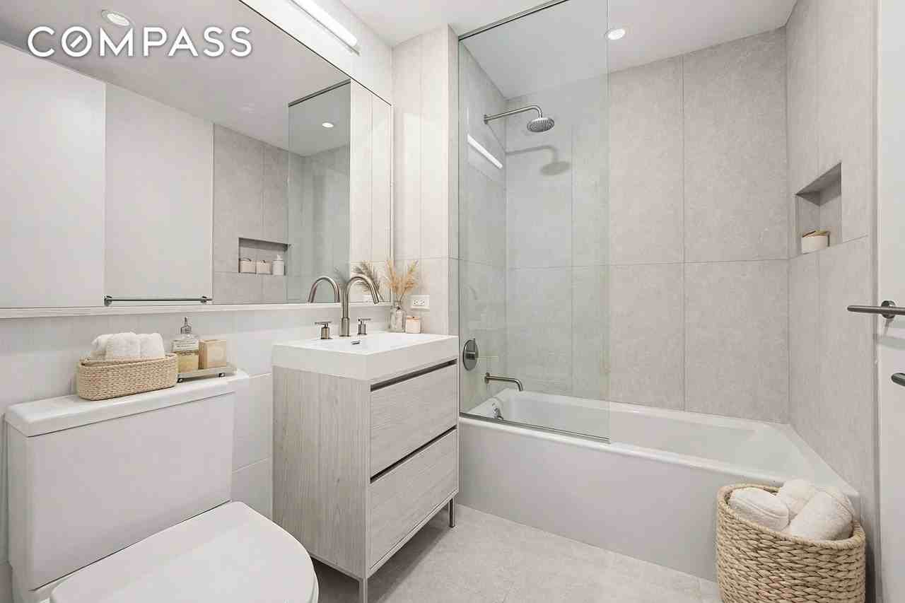 130 2nd St #4F - Photo 7 of 19