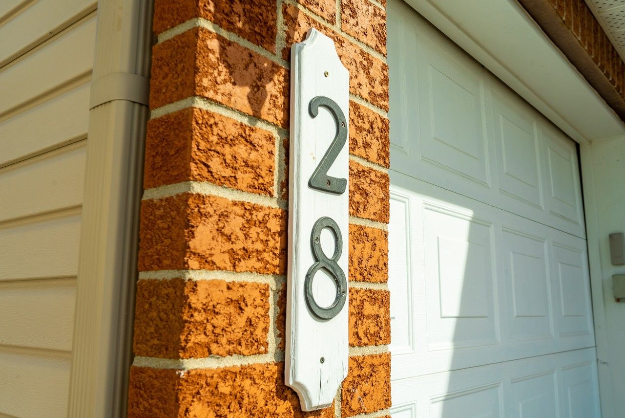 28 Chartwell Avenue - Photo 7 of 50