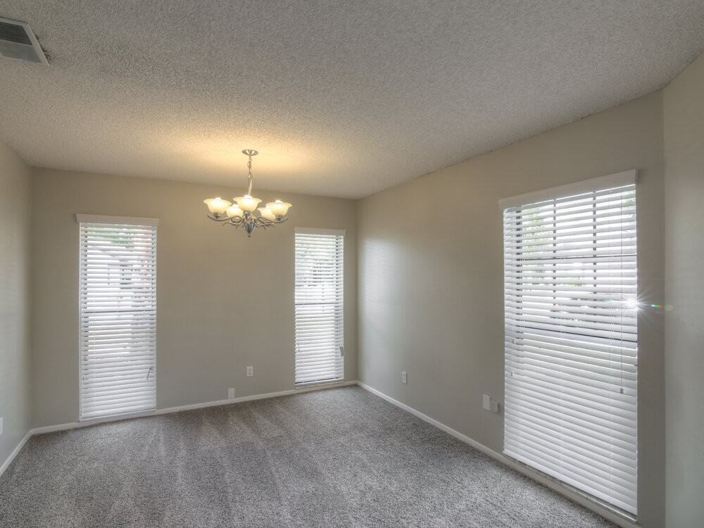 1036 Covington St - Photo 3 of 16