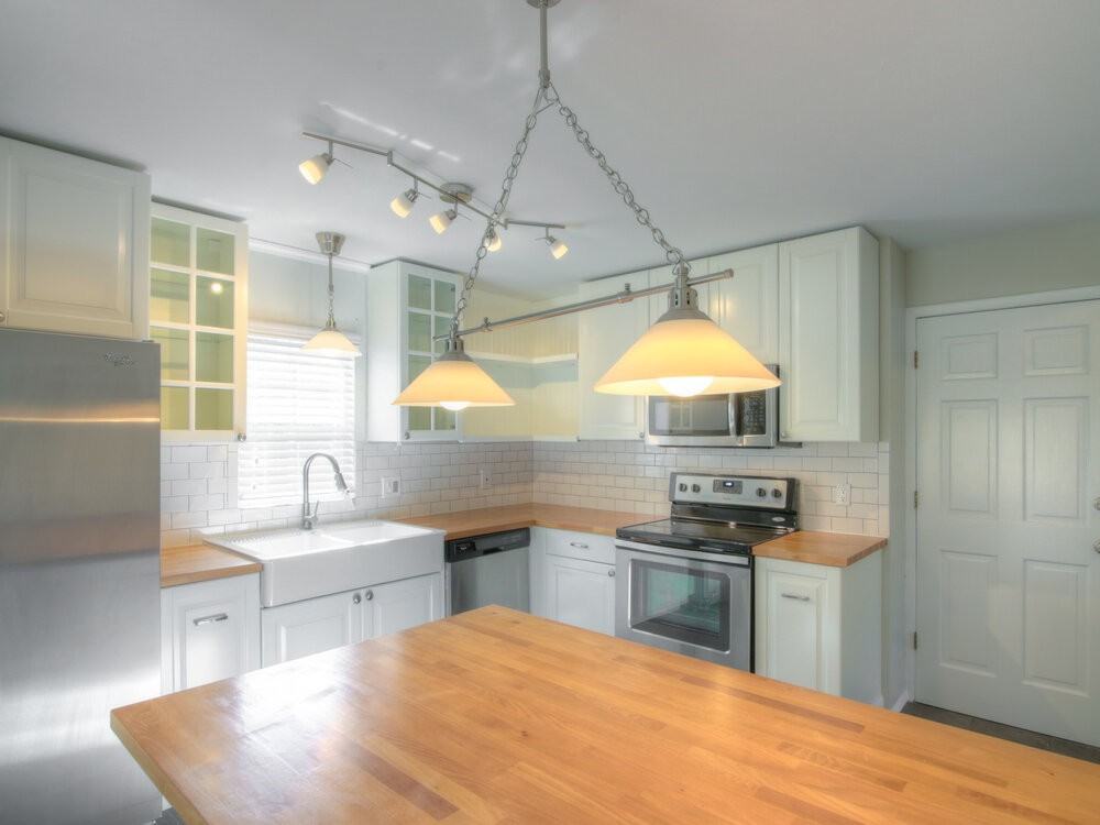 1036 Covington St - Photo 4 of 16