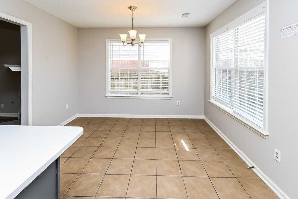 1029 Appling Meadow Dr - Photo 6 of 17