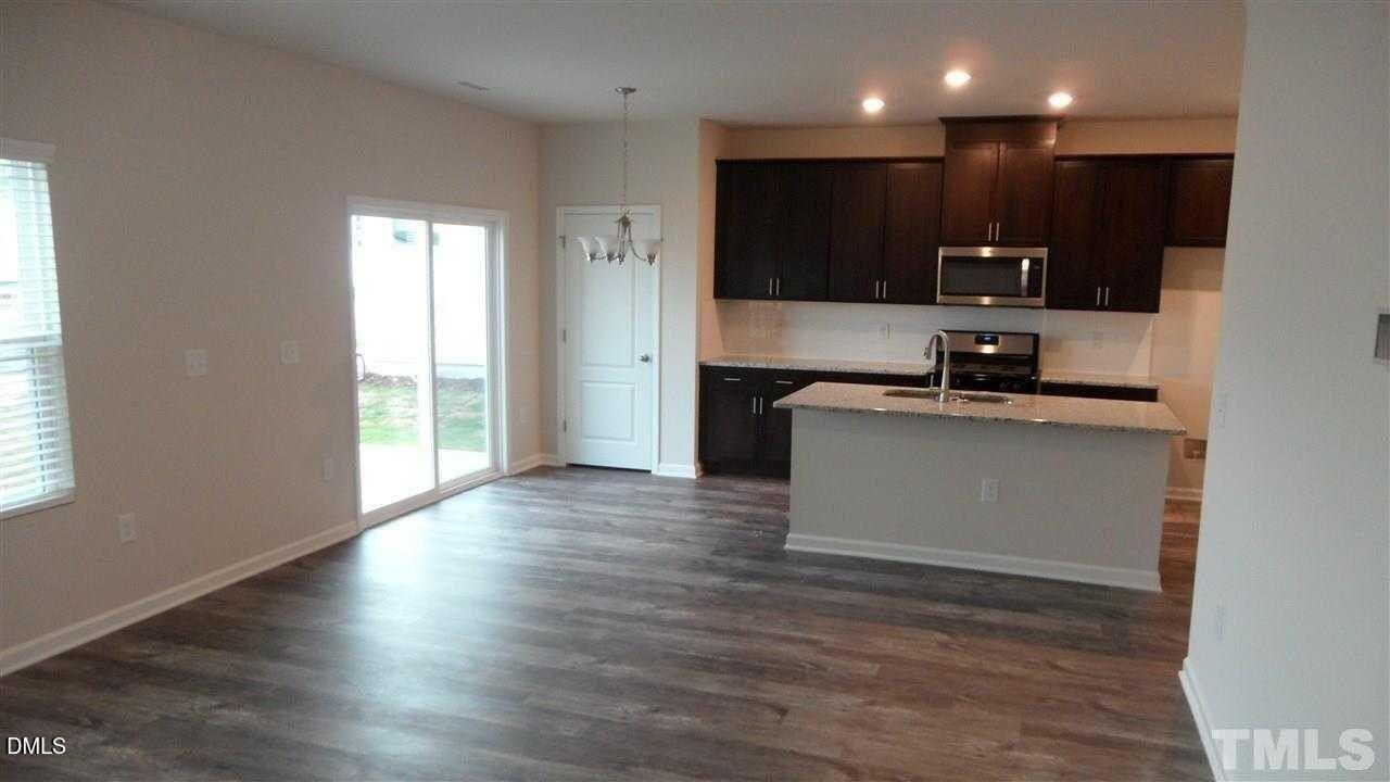 86 Sweet Olive St - Photo 5 of 9