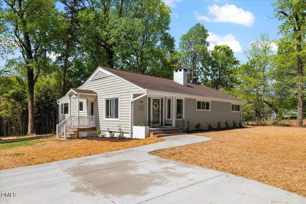 106 Circle Dr - Photo 3 of 40