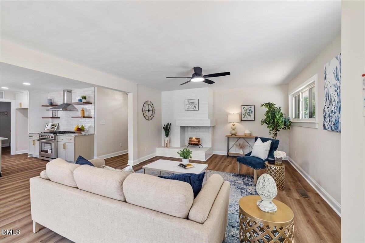 106 Circle Dr - Photo 6 of 40