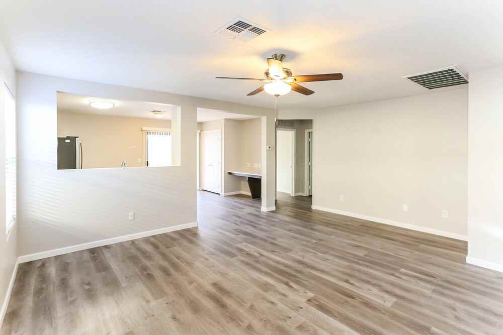 2519 W Romley Rd - Photo 4 of 16