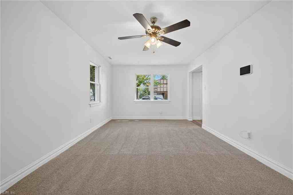 5676 Weblin Dr #1 - Photo 6 of 29