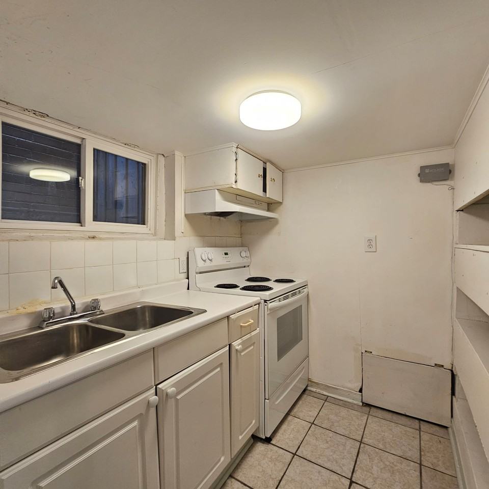 1659 Keele Street #b - Photo 2 of 9