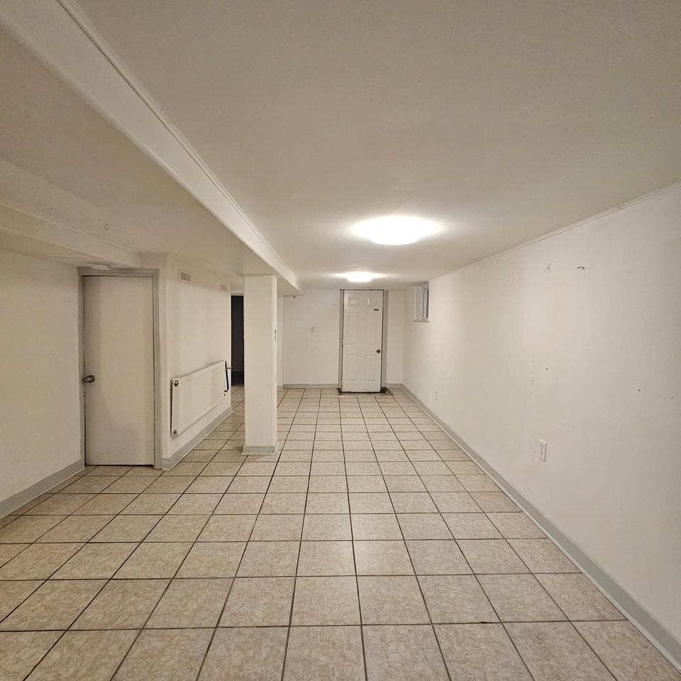 1659 Keele Street #b - Photo 5 of 9