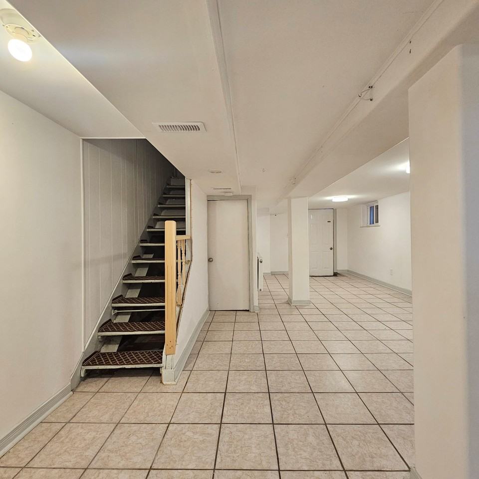 1659 Keele Street #b - Photo 6 of 9