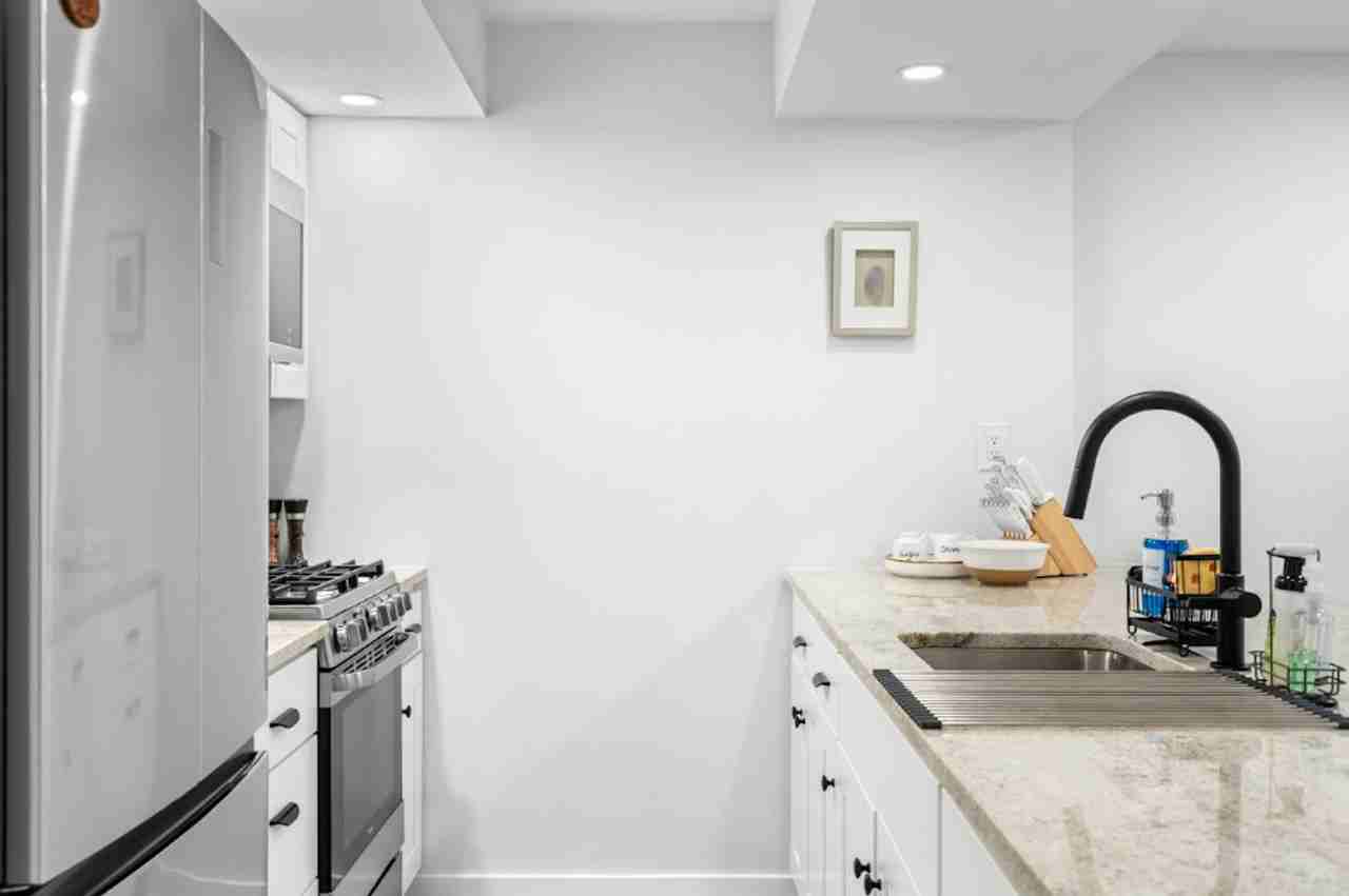 1 2nd St Ne #1539658P - Photo 5 of 7