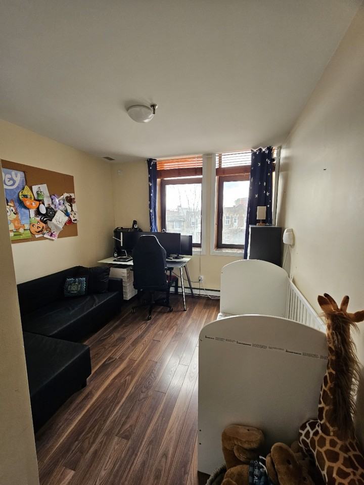 6891 Avenue Christophe-Colomb #305 - Photo 6 of 14