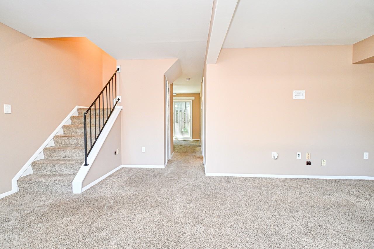 7752 Montgomery Rd #84 - Photo 5 of 33