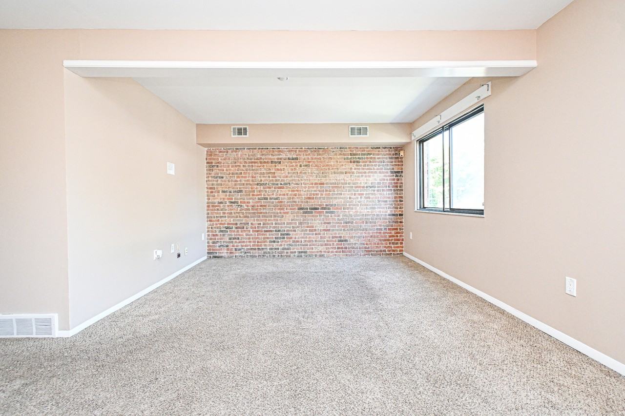 7752 Montgomery Rd #84 - Photo 6 of 33