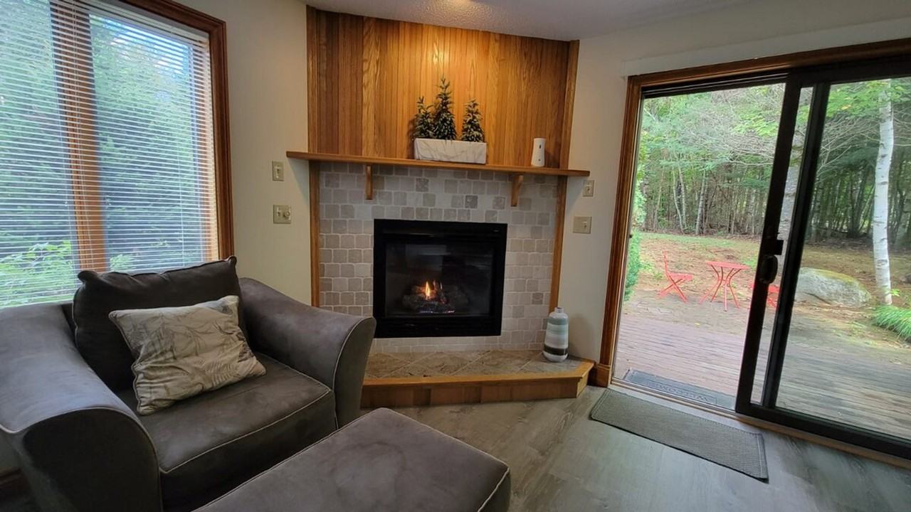 140 Paquette Circle - Photo 4 of 50