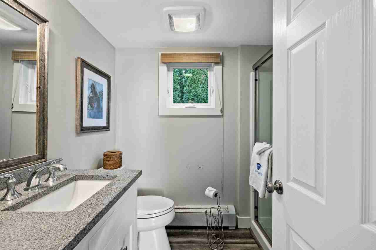 8 Railroad Ave #1532212P - Photo 6 of 28