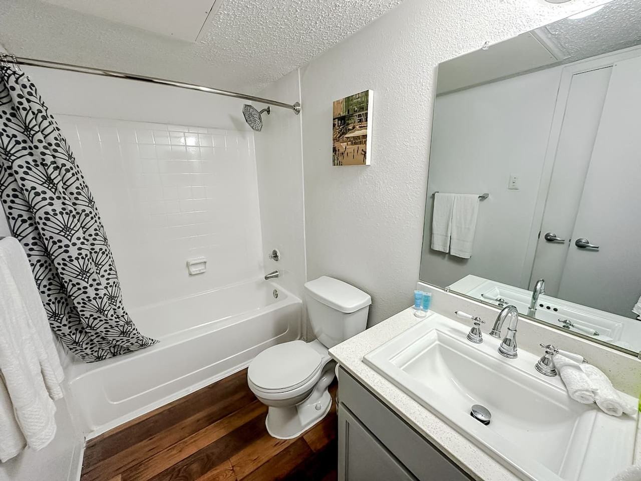 1071 Clayton Ln #1534929P - Photo 6 of 24