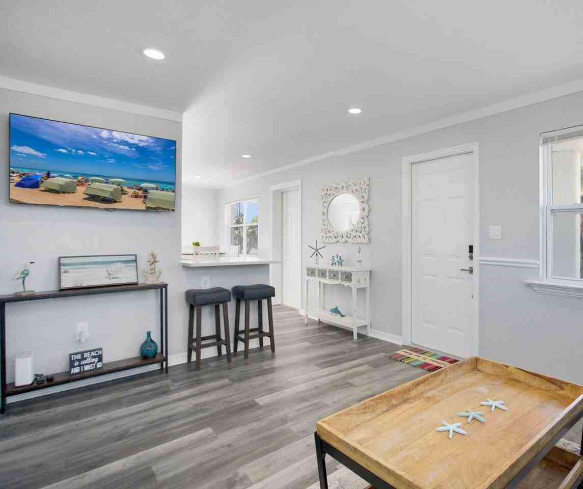 800 108th Ave N #1534808P - Photo 3 of 22
