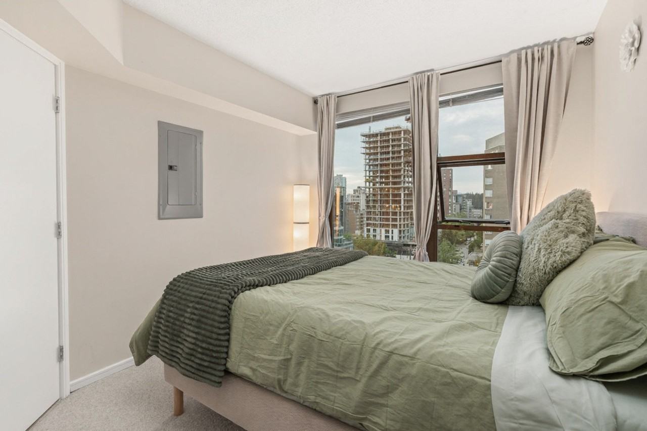 1723 Alberni St #1539006P - Photo 4 of 10