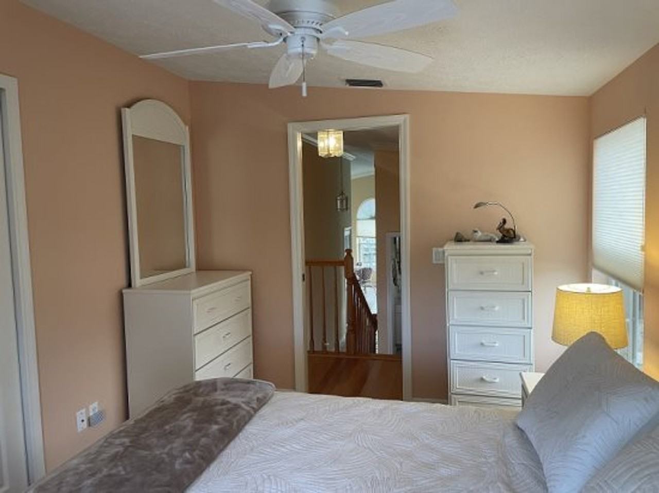 338 Nettles Blvd #1537499P - Photo 3 of 19