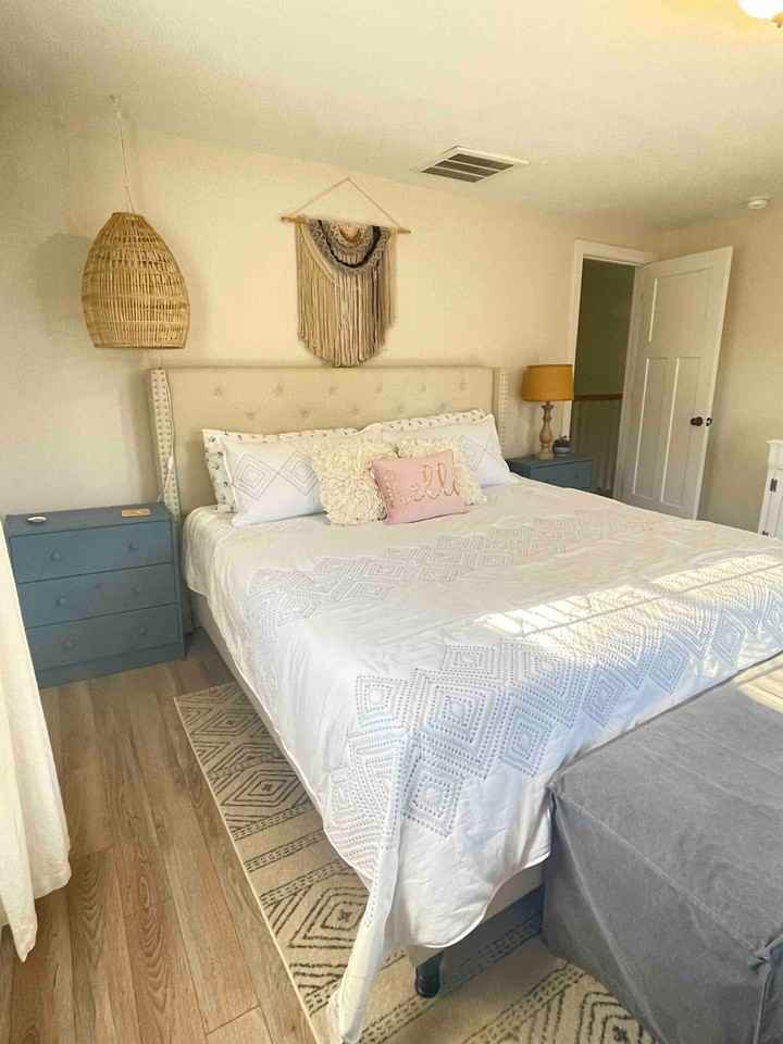 322 Queen St #1539453P - Photo 4 of 15