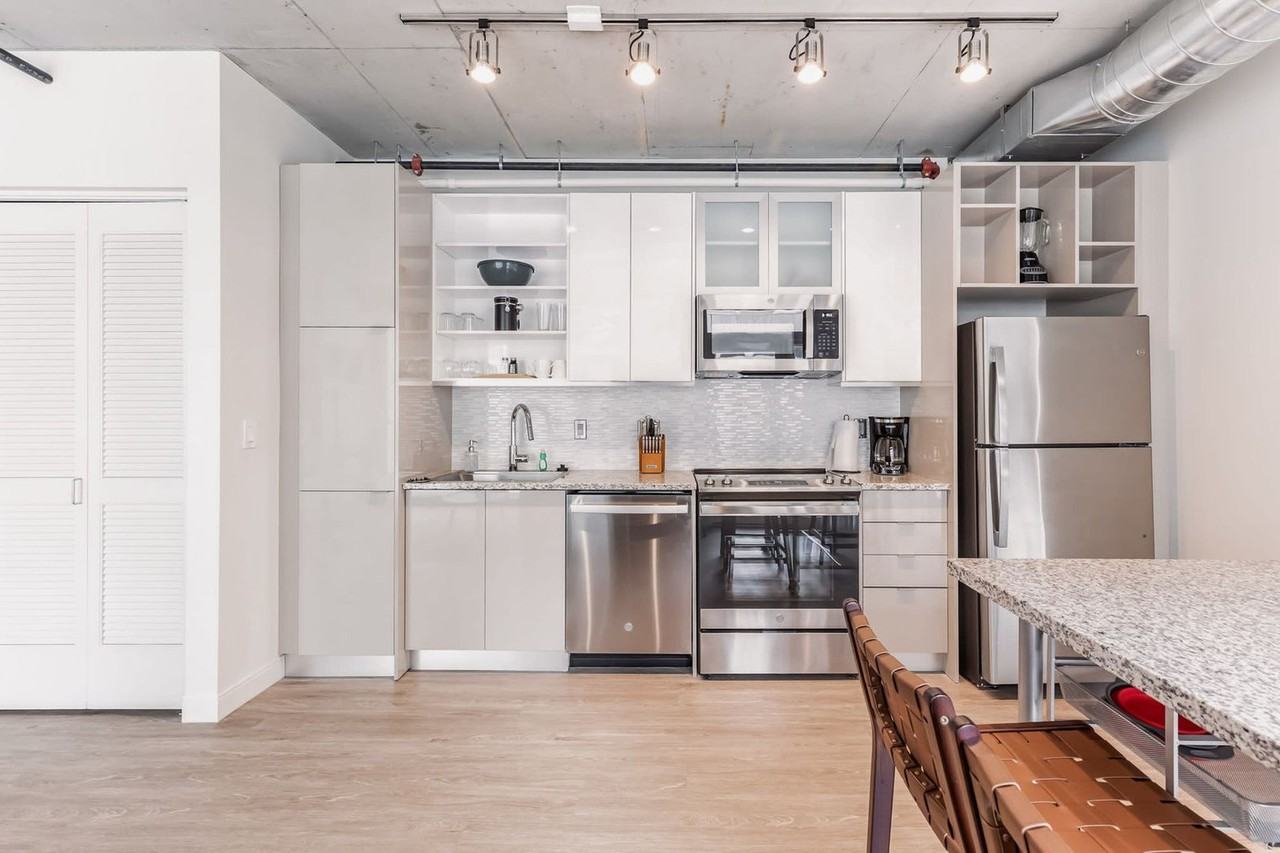 776 Euclid Ave #1539813P - Photo 6 of 14