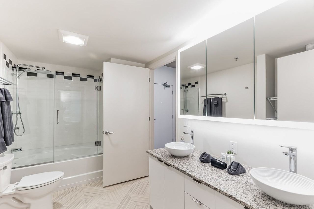 776 Euclid Ave #1539813P - Photo 7 of 14