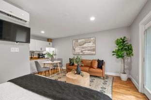 4950 Polk St - Photo 1 of 1