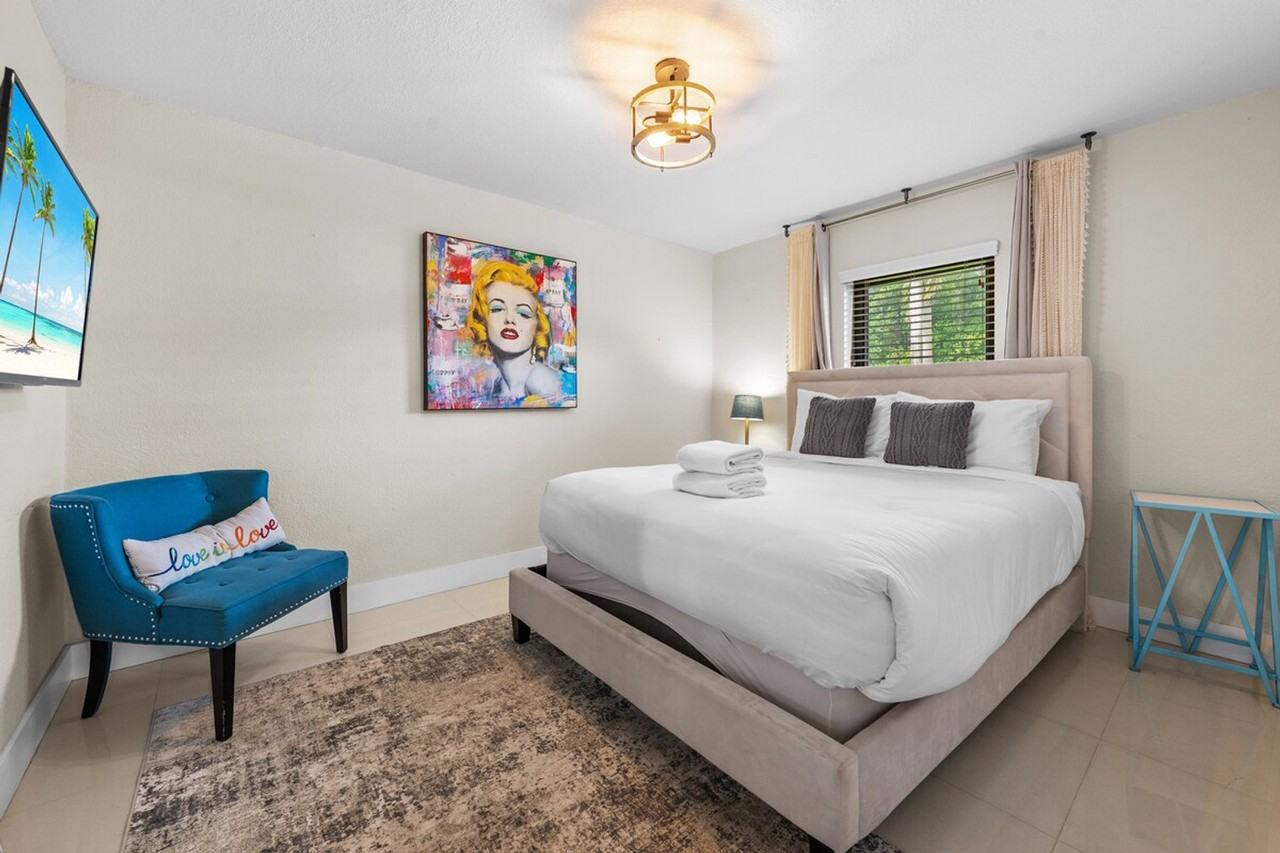 251 Nw 83rd St #1540435P - Photo 5 of 26