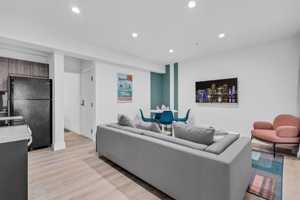 featured image of 1481 Bay Rd