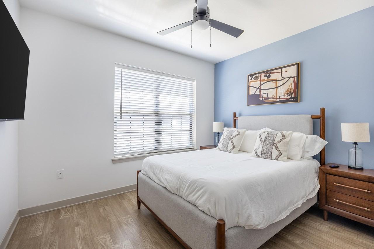 7298 N Kensington Way - Photo 3 of 49