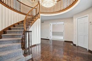 featured image of 206 Scarborough Ct #1