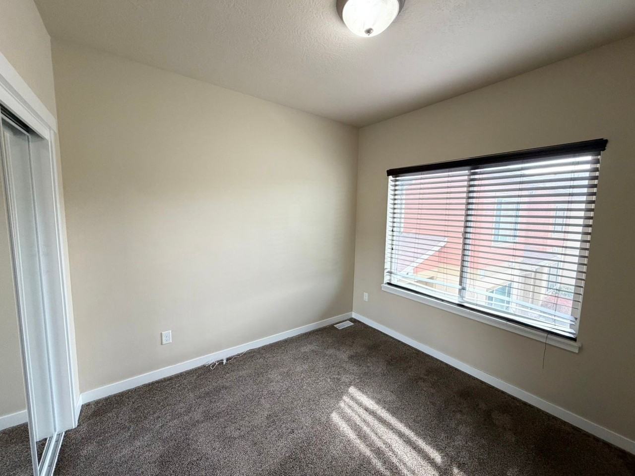 3673 W Lilac Heights Dr - Photo 6 of 12