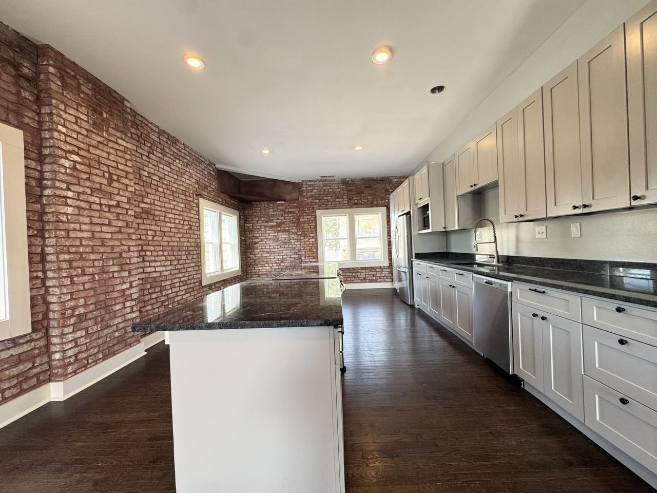 401 North 6th Street #H - Photo 7 of 19