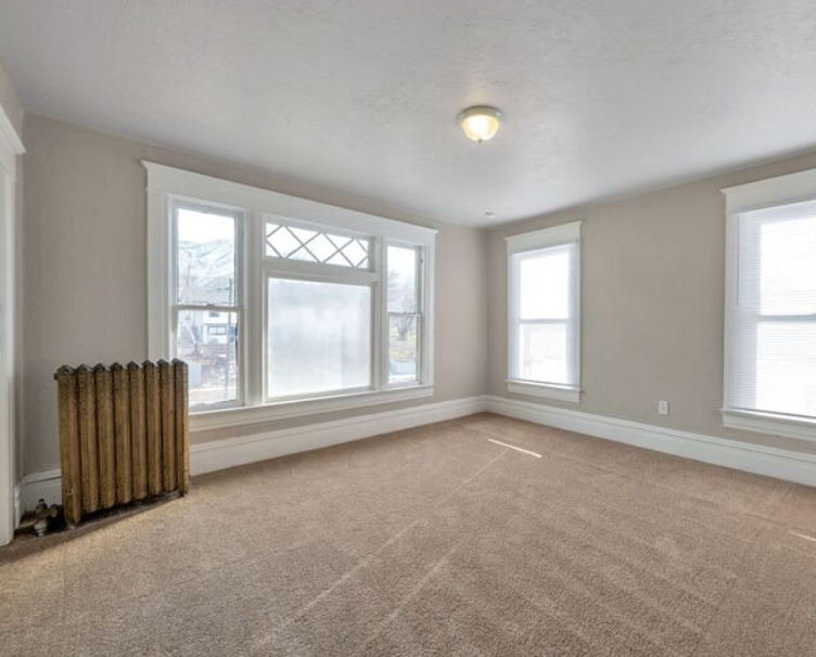 2547 Adams Ave #4 - Photo 2 of 8