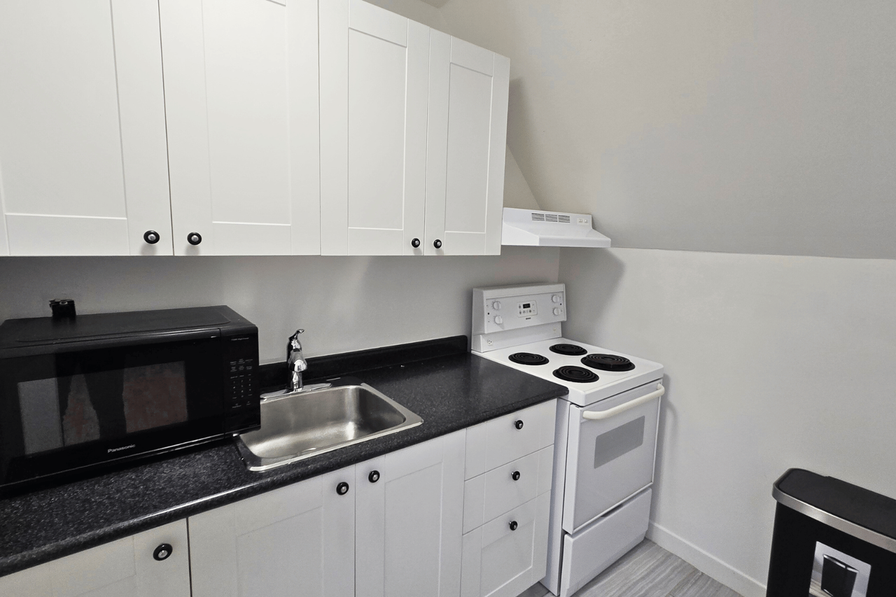 118 Pembroke Street #3 - Photo 5 of 11