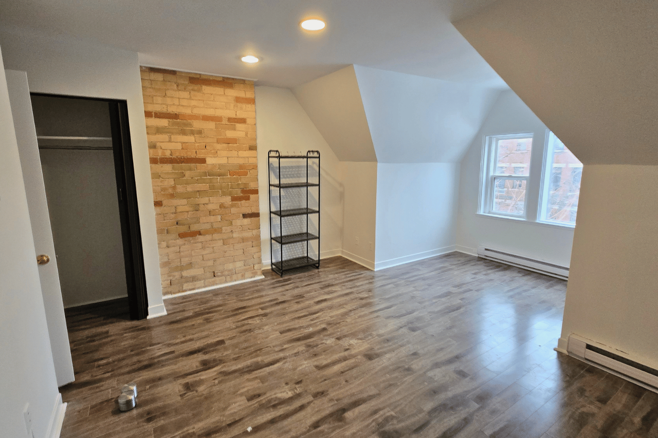 118 Pembroke Street #3 - Photo 6 of 11