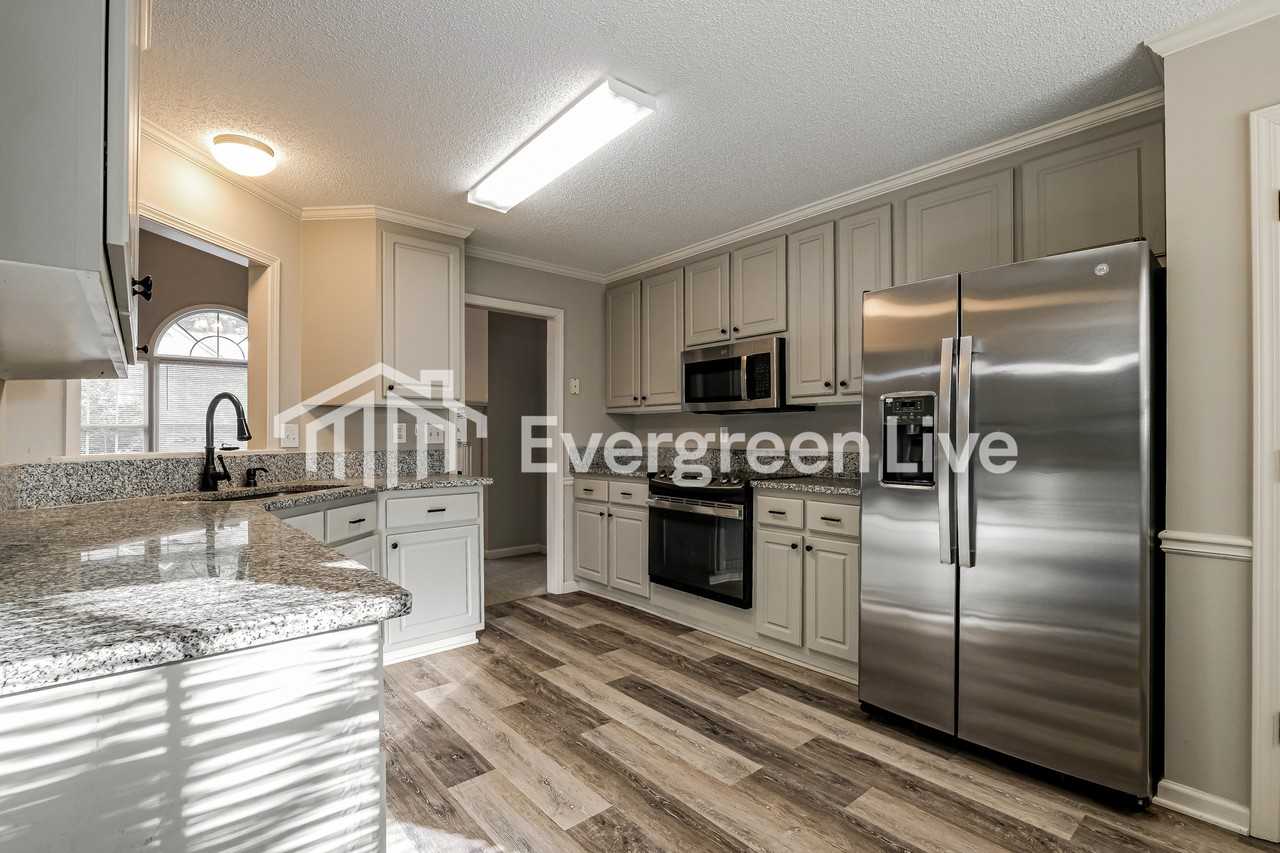 67 White Oak Dr Se - Photo 4 of 10