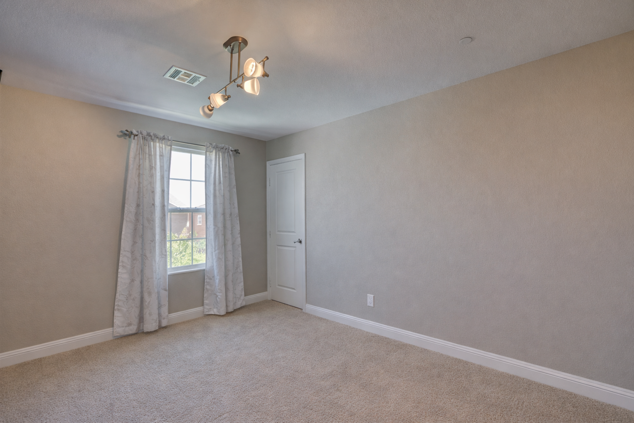 3191 Sisley Garden Ave - Photo 7 of 7