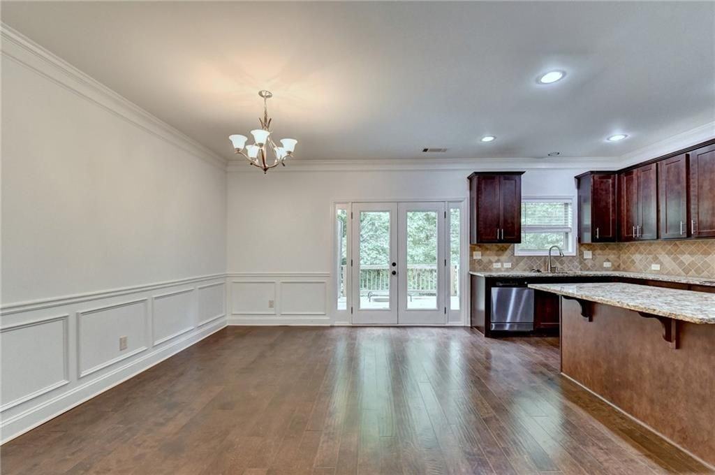 1159 Laurel Valley Ct - Photo 7 of 48
