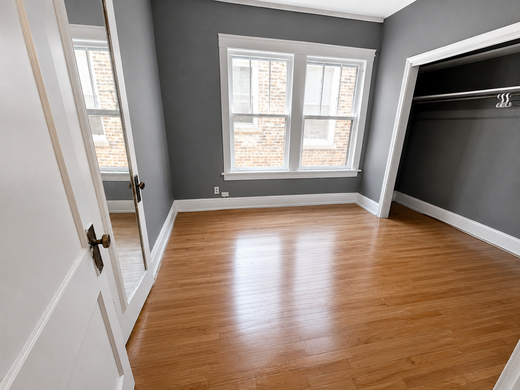 7748 S Saginaw Ave ##2 - Photo 5 of 9