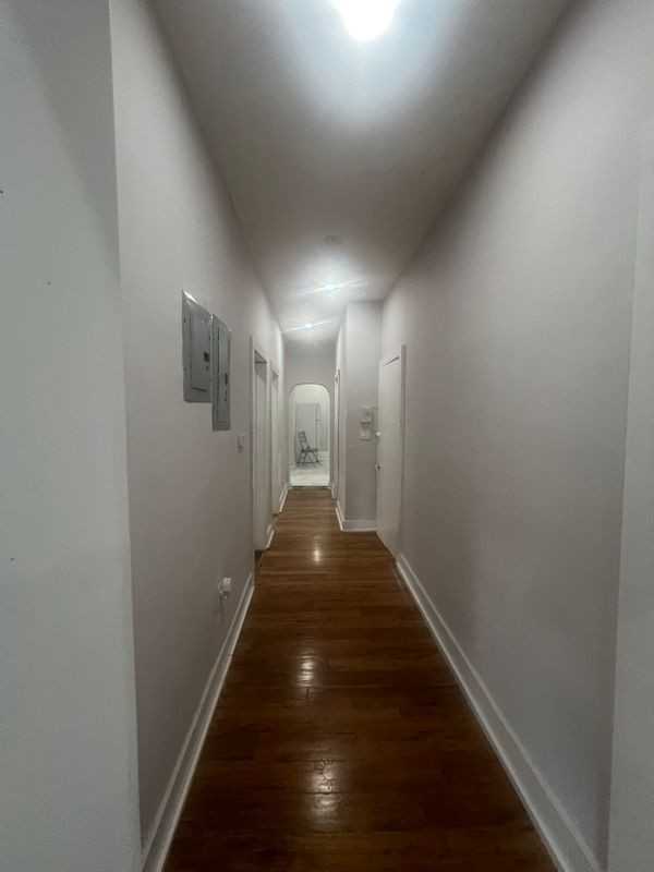 2069 Crotona Ave ##3