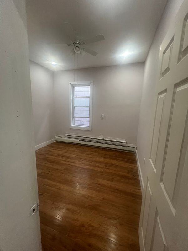 2069 Crotona Ave ##3 - Photo 4 of 5