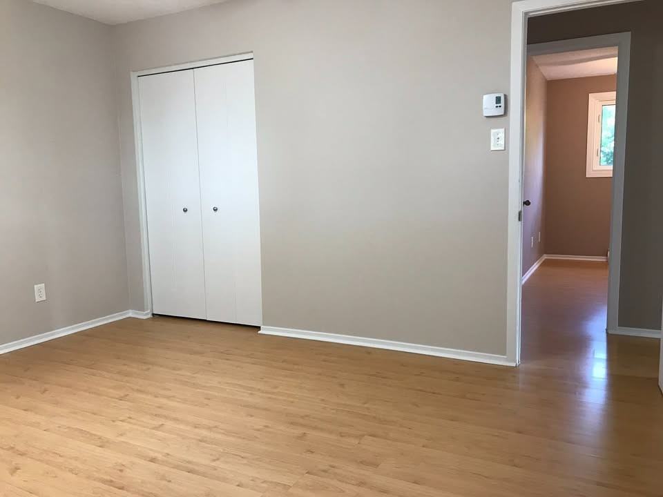 75 Rue Sherbrooke #2 - Photo 6 of 10